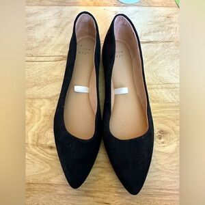 Black Ballet Flats